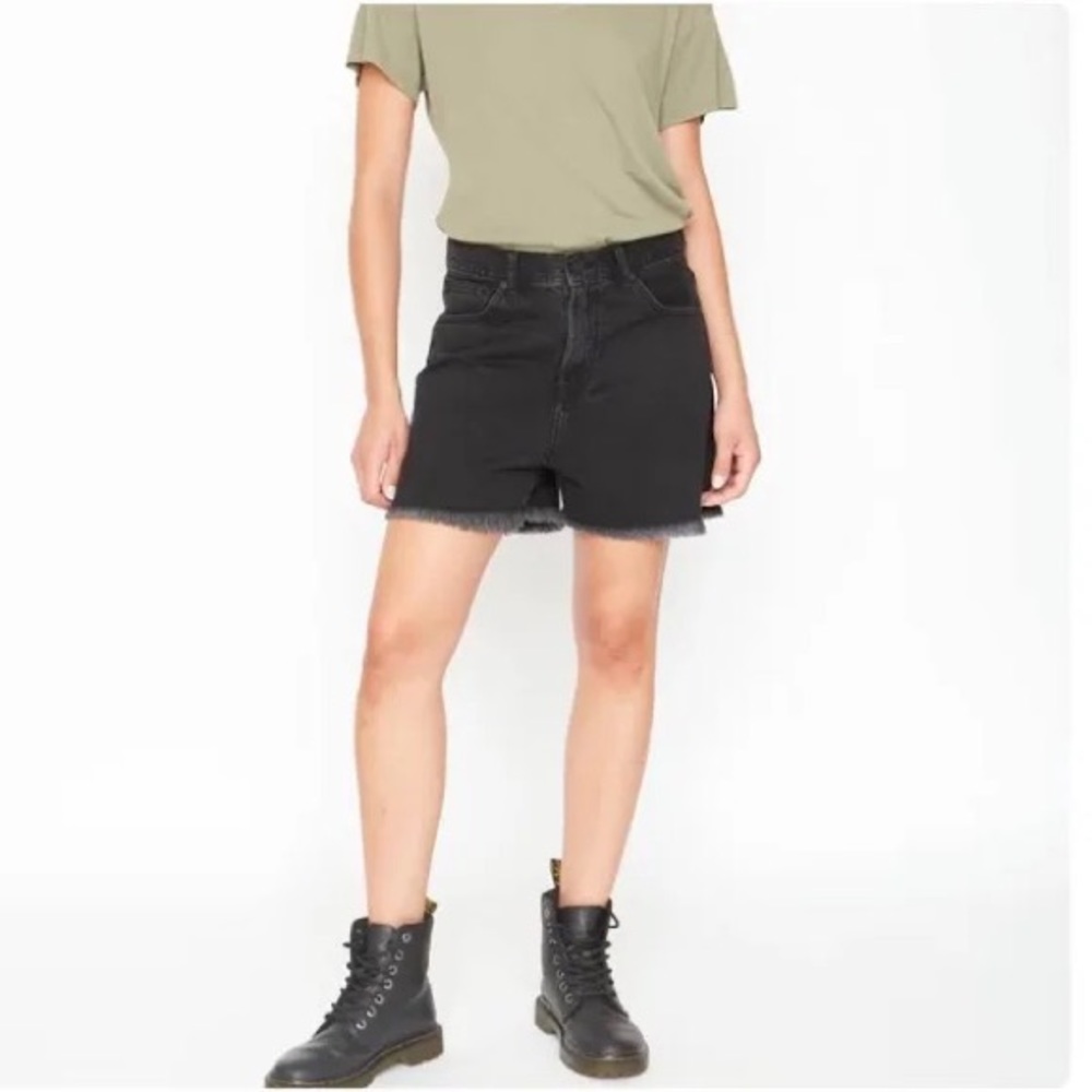 (A55)‎ Sandrine Rose Black Short Shorts, Size 30, NWT